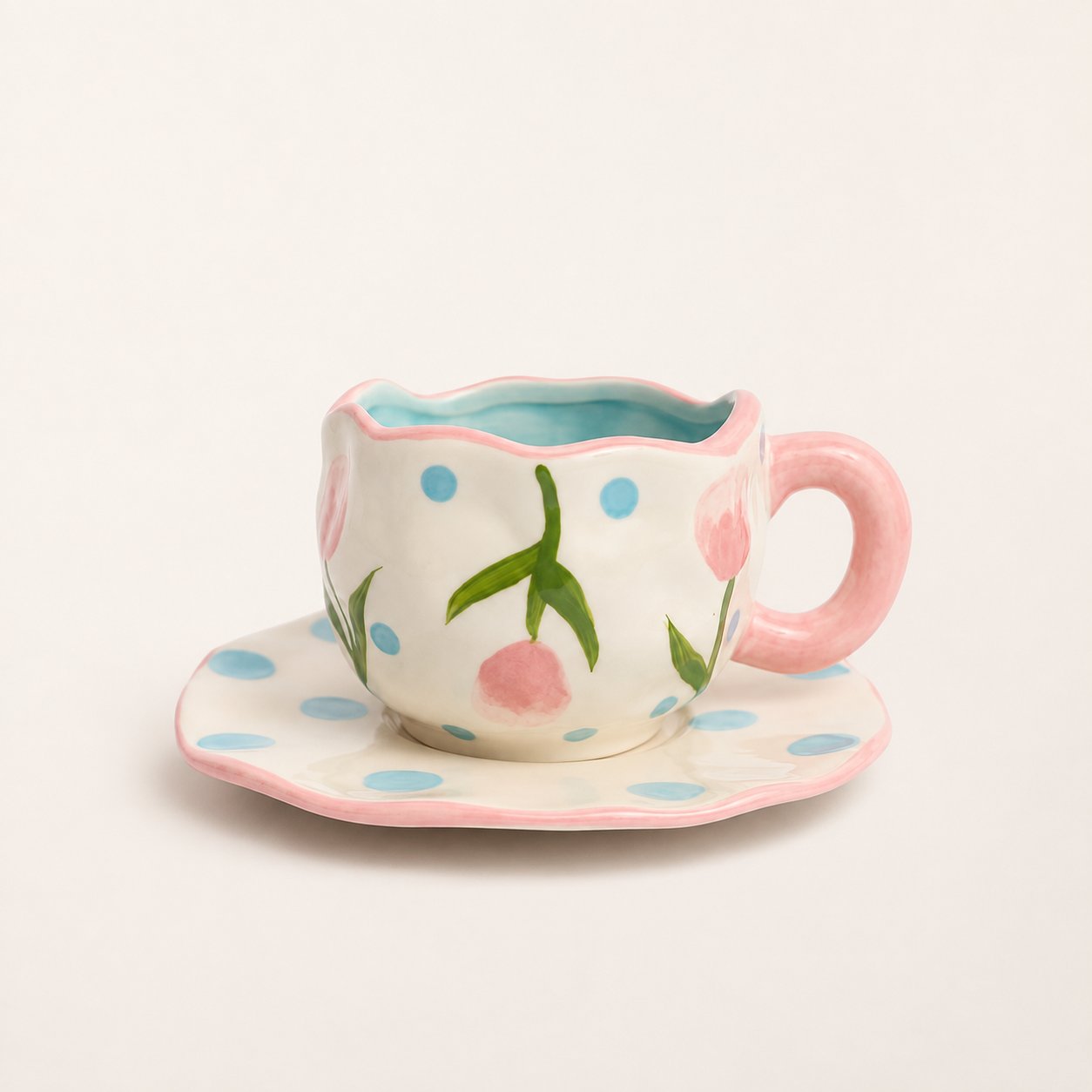 Keramiktasse mit organischer Form und Untertasse – 300 ml