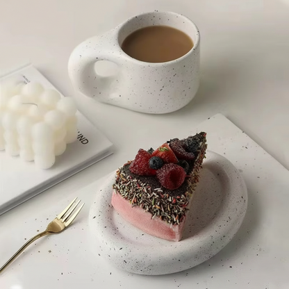 Chubby Keramiktasse mit Untertasse